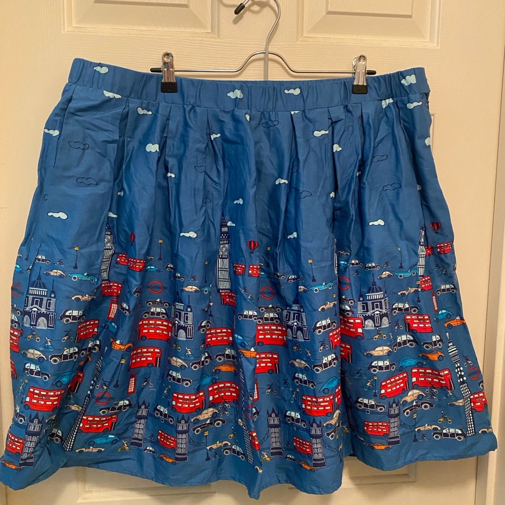 EUC London Cityscape Women's Skirt Size 3XL